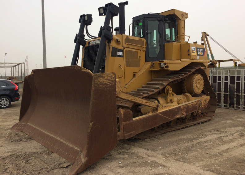 Preparing Cat D9R - Used construction machines for sale in Mexico, Ghana & Chile - Southwest Global
