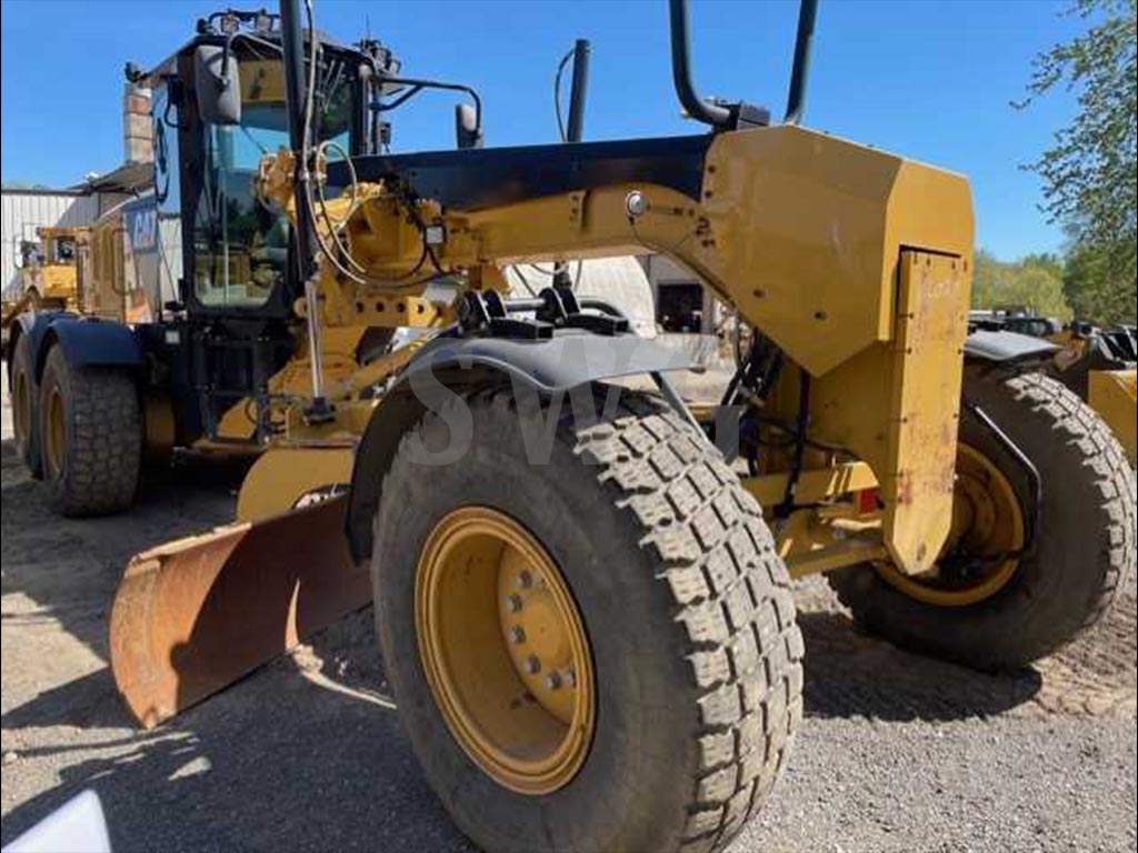 Caterpillar 160M2 - Used Construction Machines for Sale in Mexico, Ghana, Chile